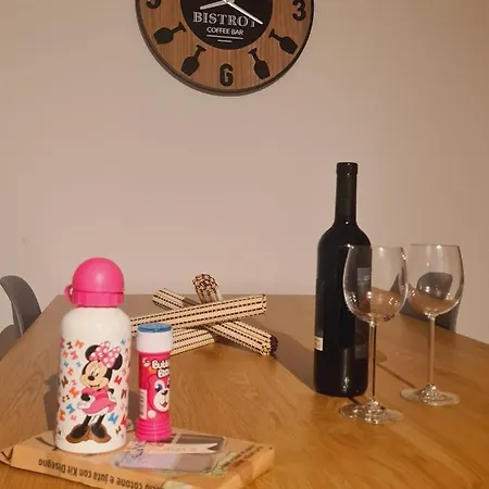 Casa Rosina - Caramella, Nel Nucleo, Ai Piedi Della Verzasca- Hébergement de vacances